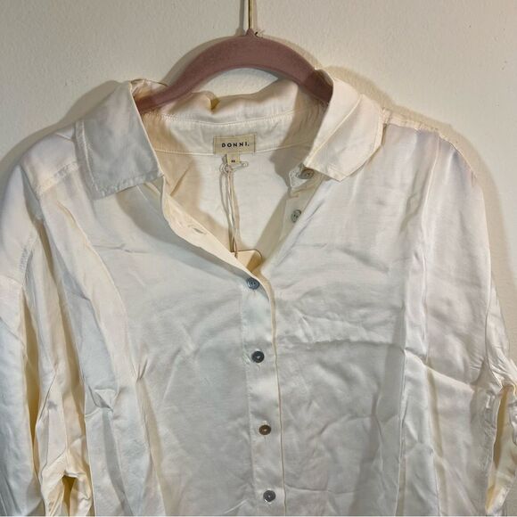 DONNI. Silky Button Down in Cream Creme XS NWT - Picture 3 of 12